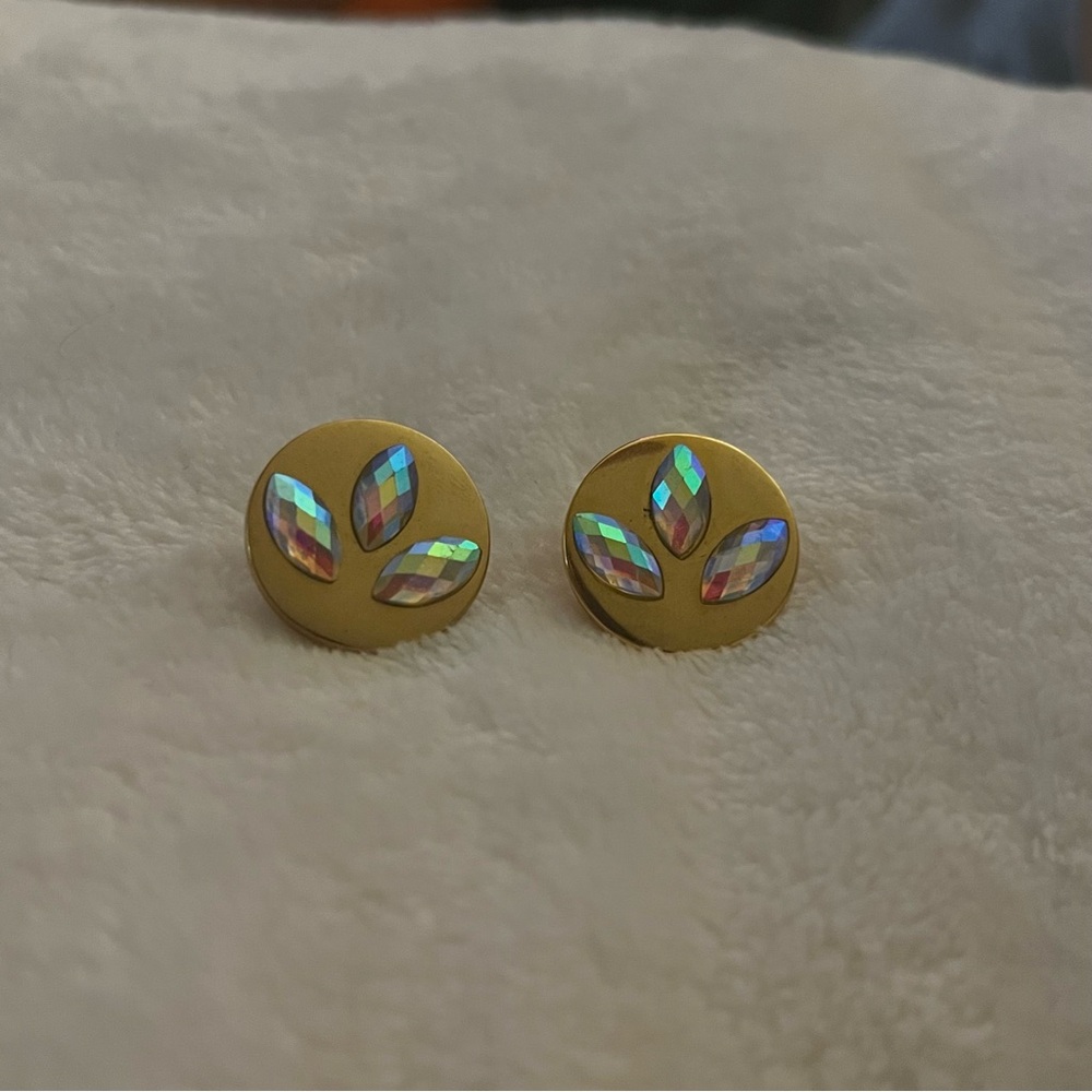 Vintage Round Gold-tone Stud Earrings